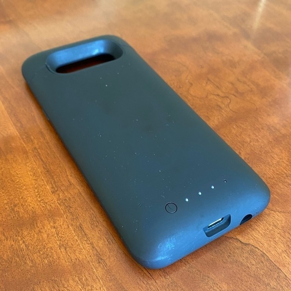 Mophie Juice Pack Battery Case.
Samsung Galaxy S8+ - Picture 4 of 16